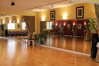 Candlelight Dance Club - Studio 2